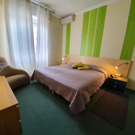 Lejlighedshotel Pian Della Nave 4*